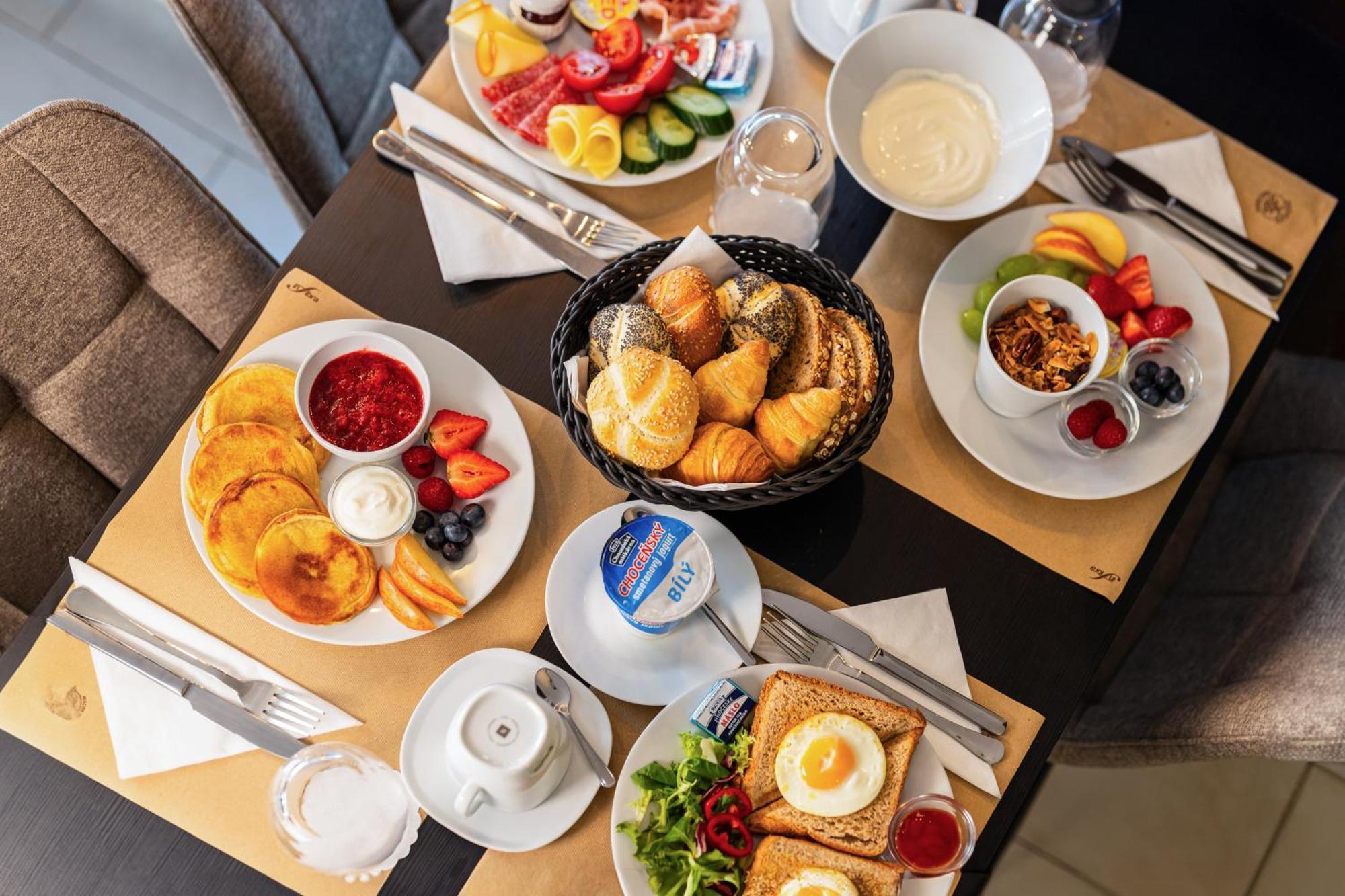 A1 Royal Plaza Hotell Praha Eksteriør bilde